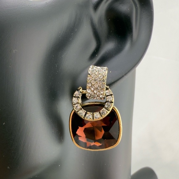 Luxury Gold and Brown Gemstone Earrings - Picture 4 of 8